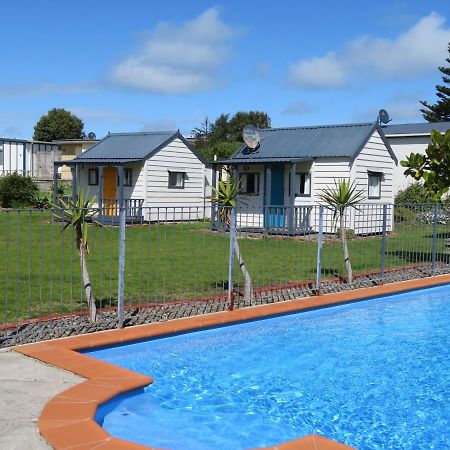 Whanganui Seaside Holiday Park Bagian luar foto