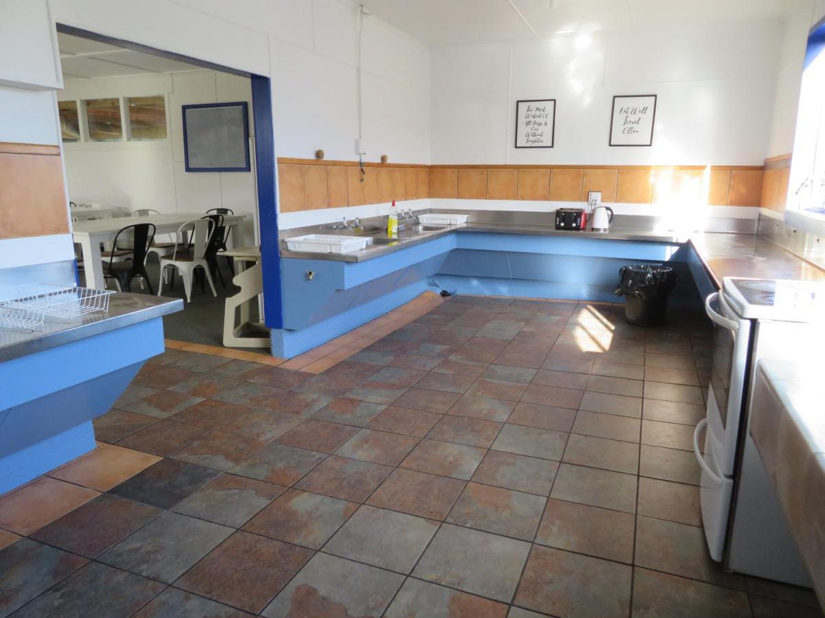 Whanganui Seaside Holiday Park Bagian luar foto