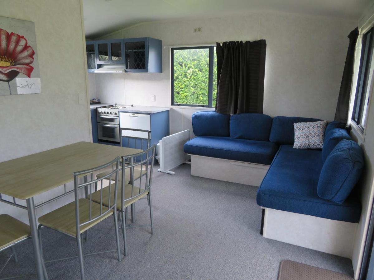 Whanganui Seaside Holiday Park Bagian luar foto