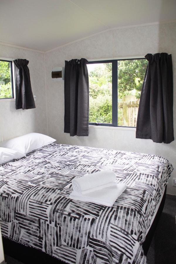 Whanganui Seaside Holiday Park Bagian luar foto